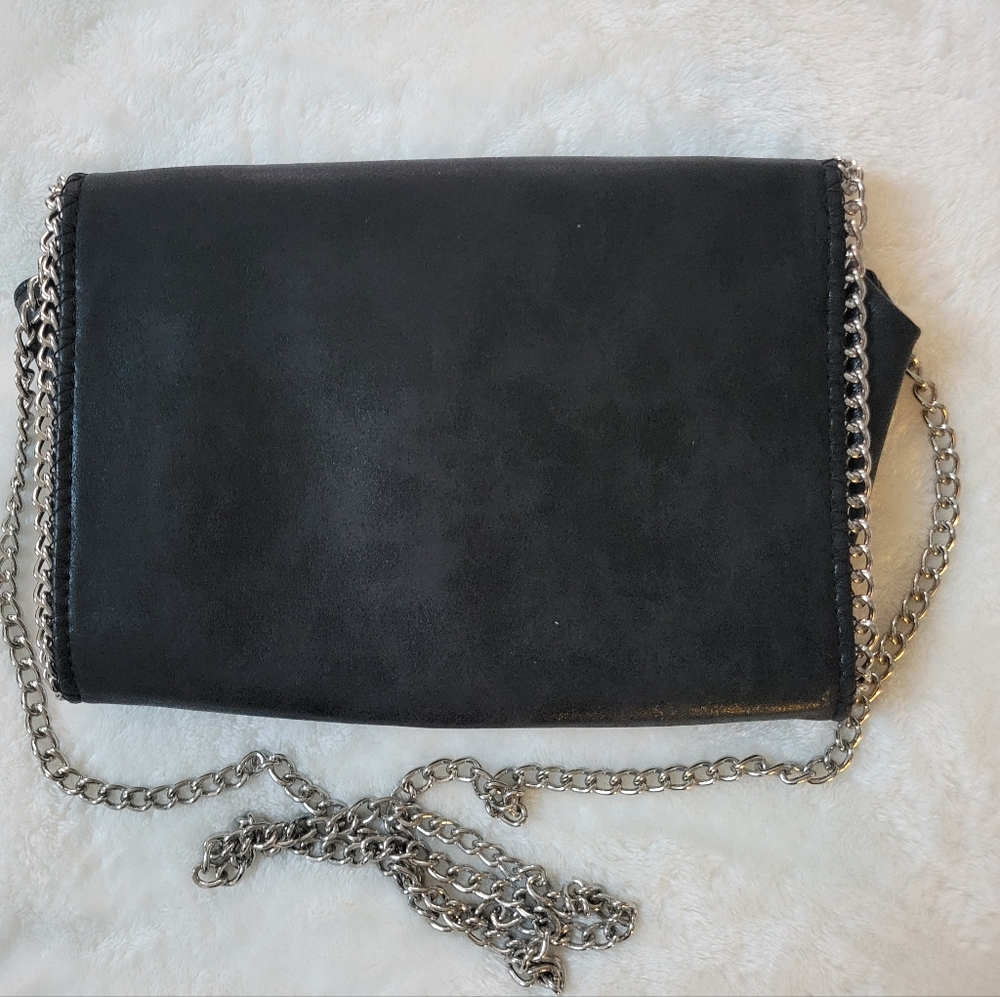 Black Chain Shoulder Bag